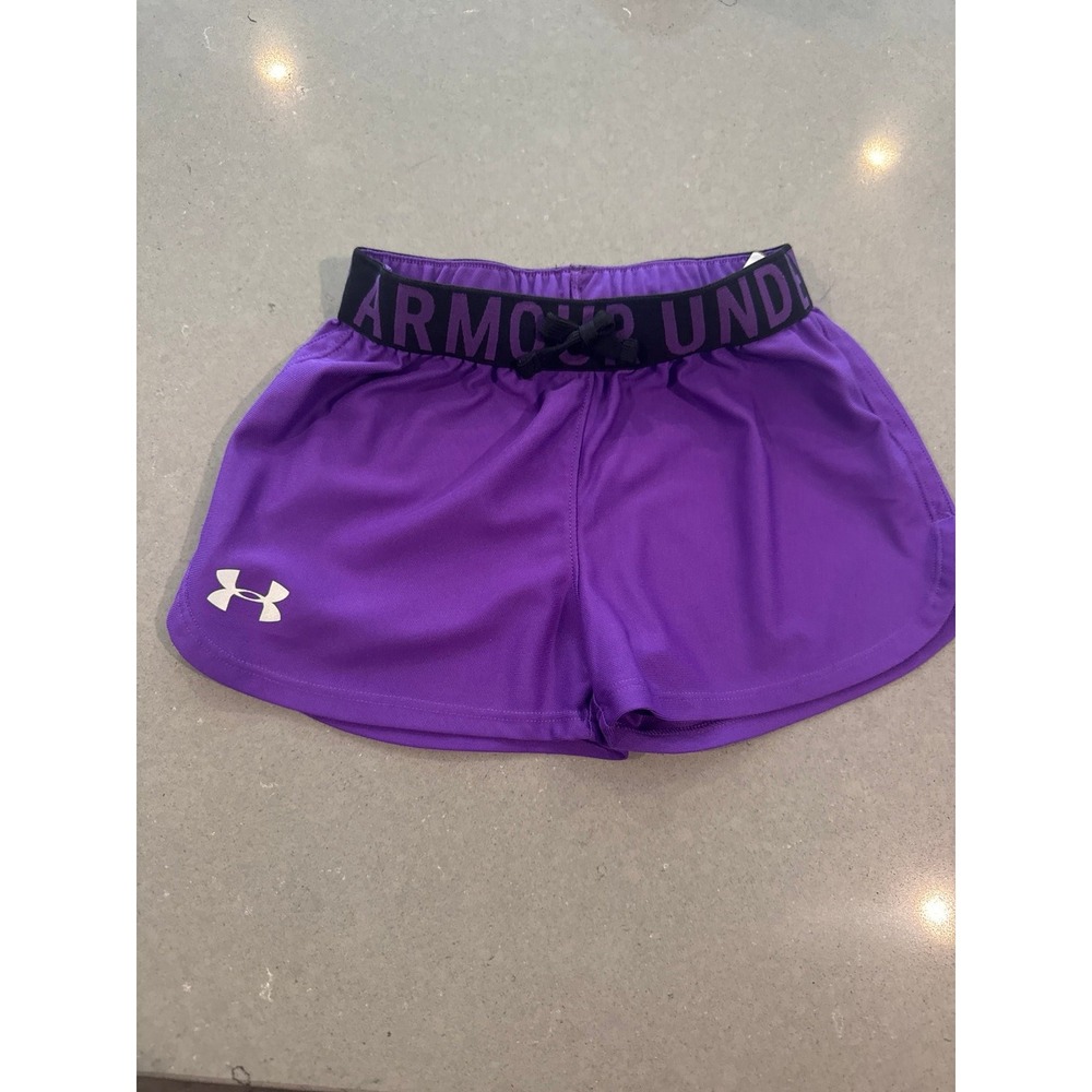 nike running shorts girls  size small‎